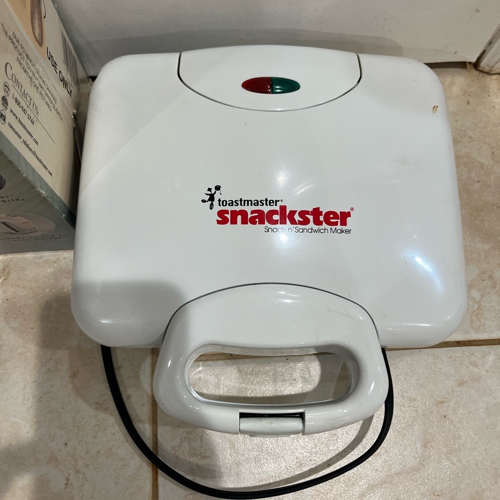 Toastmaster sandwich maker
